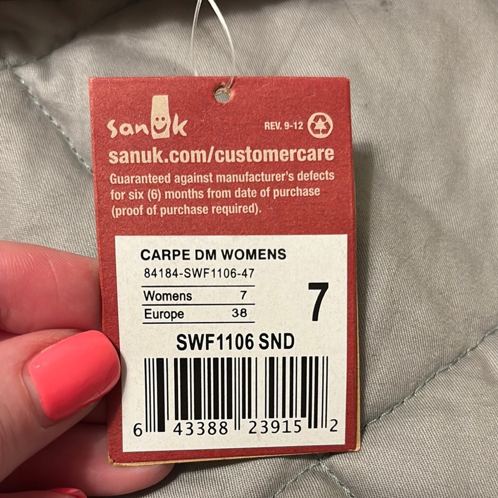 Sanuk Women's Cream Slip-On Shoes - Picture 6 of 6
